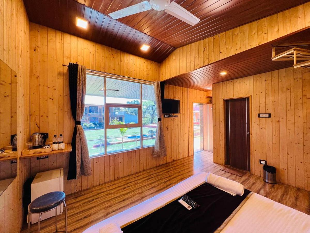 Arya Resort And Spa Mahabaleshwar Bagian luar foto